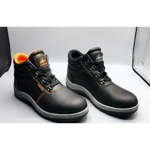 ON BLOW OUT SALE!!!!  NEW Men's Work Safety Steel Toe Boots-various sizes